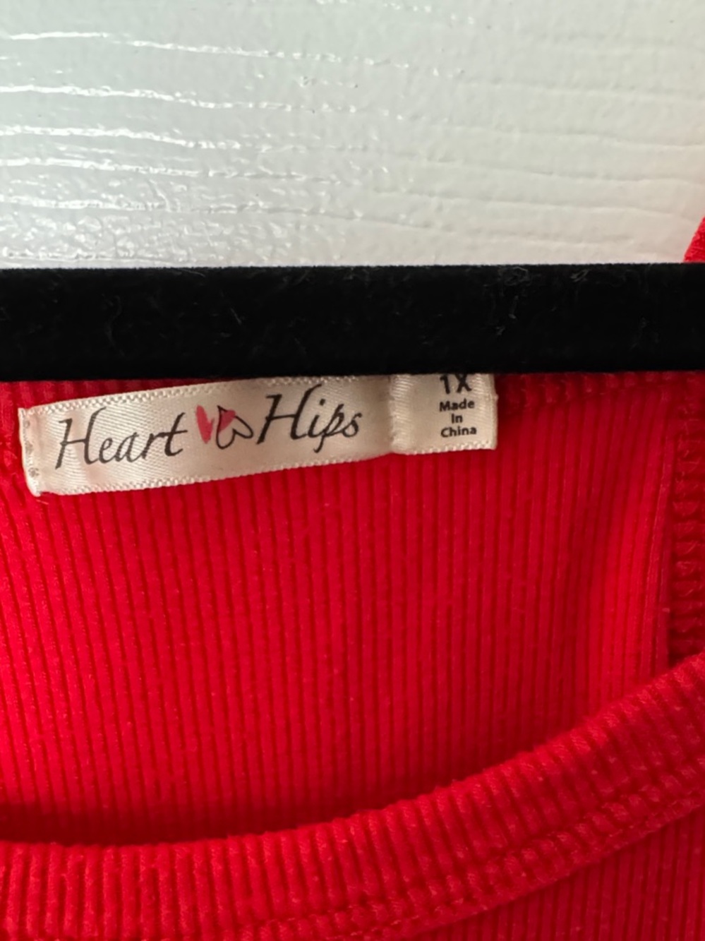 Heart Hips Red Ribbed Tank Top - Picture 2 of 4